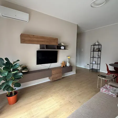 Jack apartment Milan-2