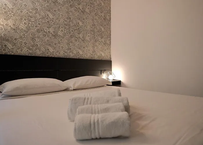 Xenia Apartments - Cozy Studio near Duomo - Porta Romana
